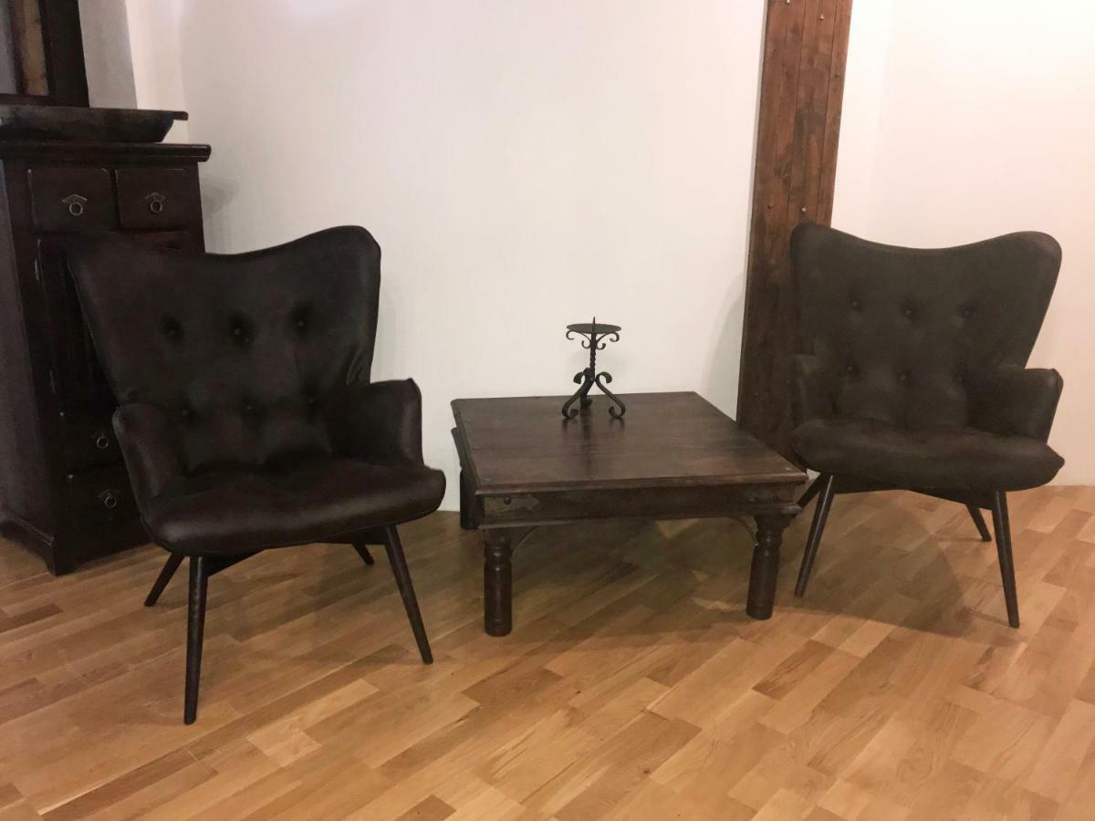Ferienwohnung Penzlin Im Rittergut Leppersdorf Bei Dresden Wachau Buitenkant foto